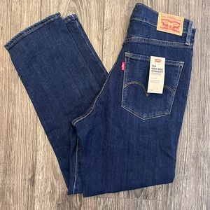 Womens Levi’s size 8/29 NWT
